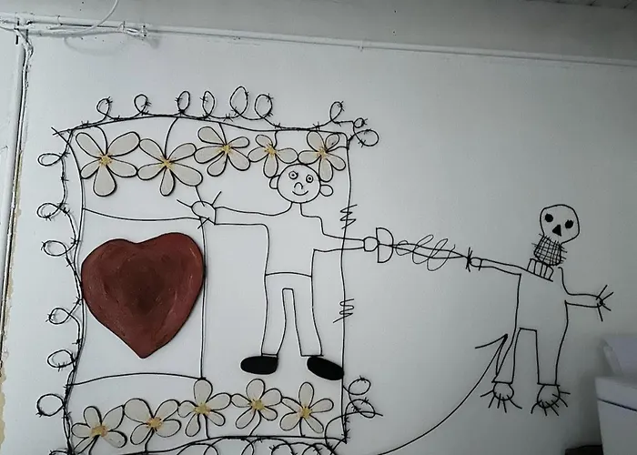 Hébergement de vacances Artist's House, Heart Of Town Batz-sur-Mer